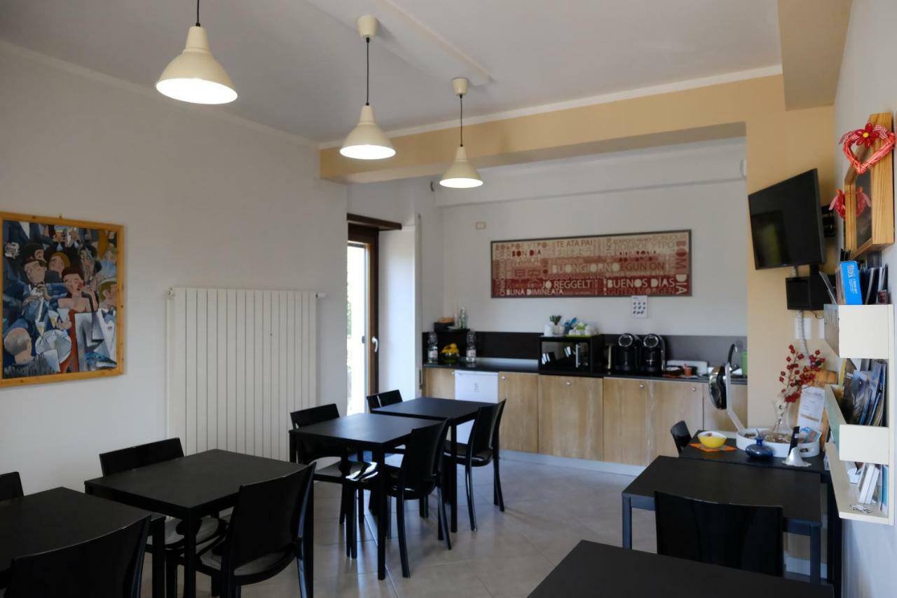 B&B Grandangolo Preturo ภายนอก รูปภาพ
