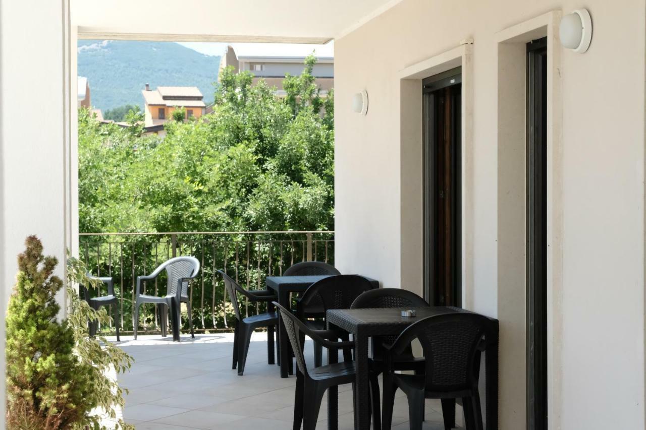 B&B Grandangolo Preturo ภายนอก รูปภาพ